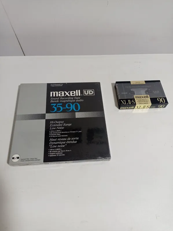Бабина катушка Maxell, аудиокассета Maxell