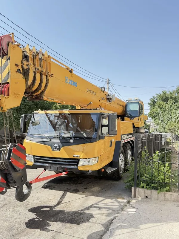 авто кран XCMG 50 KA 4