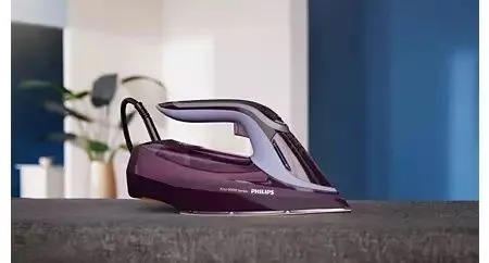 Утюг Philips Azur 8000 Series DST8021 2
