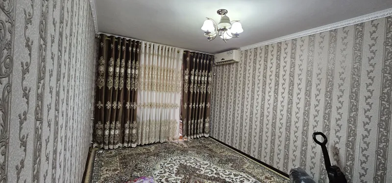 Uy 2xonali Qurilish kollej oldida 2 Uy 2xonali Qurilish kollej oldida 2