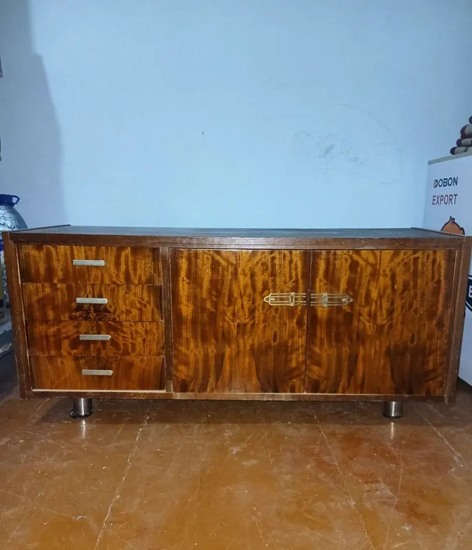 Комод с выдвижными ящиками! 70.000