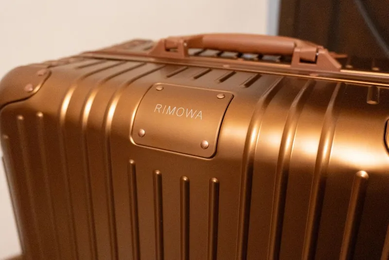 RIMOWA Bronze Collection — лимитированный чемодан (Check-In M) — фото 1