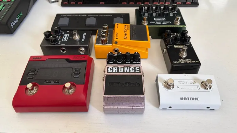 Педалборд (гитарные педали эффектов) Boss MXR Korg Nux