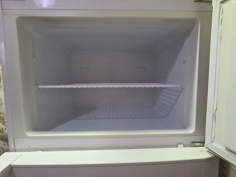 Двухкамерных холодильник BEKO 3