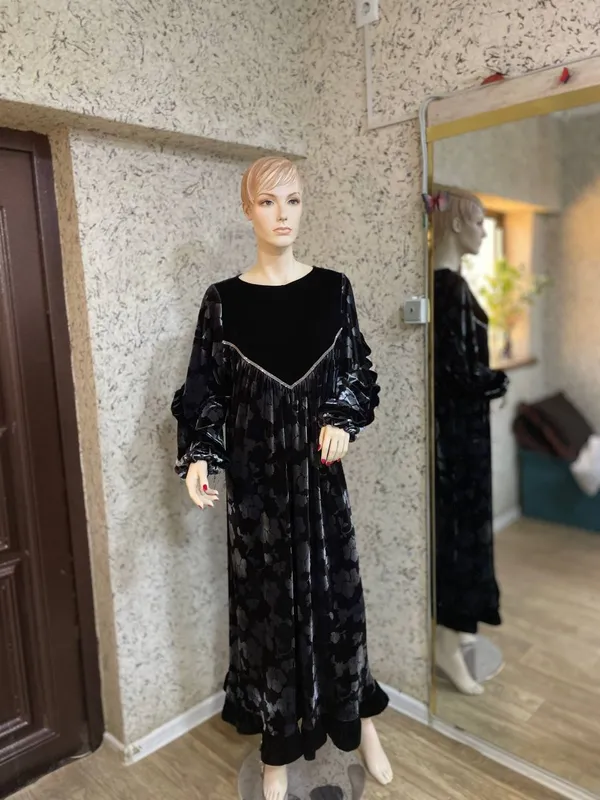 Maniken 500 ming so'mdan