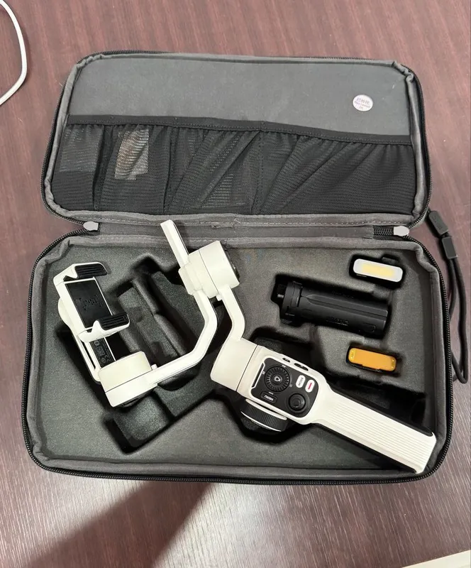 Стабилизатор Zhiyun Smooth 5S Combo 3 Стабилизатор Zhiyun Smooth 5S Combo 3