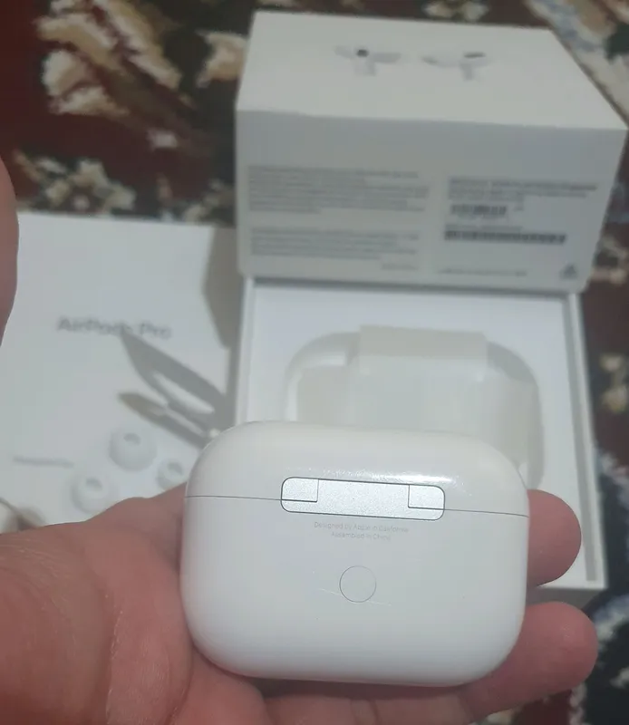AirPods Pro 1 кейс/Case оригинал 100% (только кейс) 3 AirPods Pro 1 кейс/Case оригинал 100% (только кейс) 3