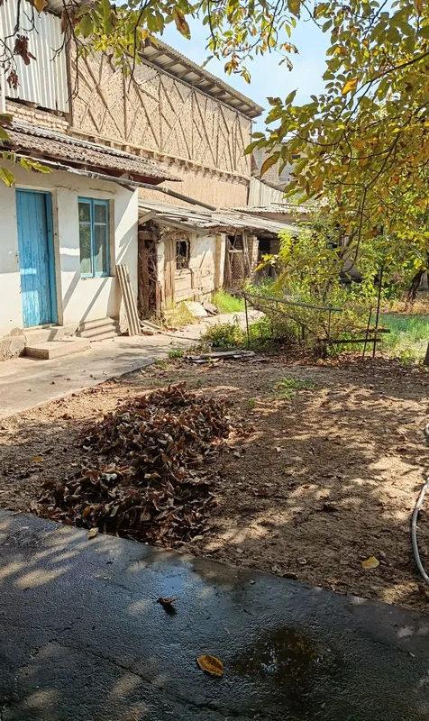 Продаётся дом: 3 комнаты, 7,4 сотки, Янгиюль, Кирпичный 6 Продаётся дом: 3 комнаты, 7,4 сотки, Янгиюль, Кирпичный 6