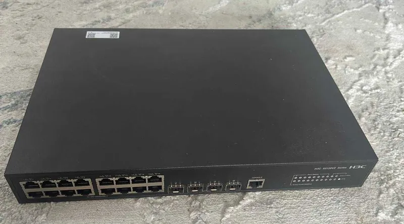 Гигабитный H3C Коммутатор S5120V2-20P-LI Управляемый свич