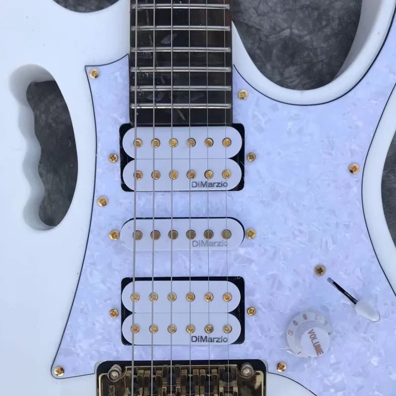 Электрогитара Ibanez 4 Электрогитара Ibanez 4