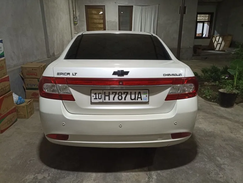 Chevrolet Epica 2011 3