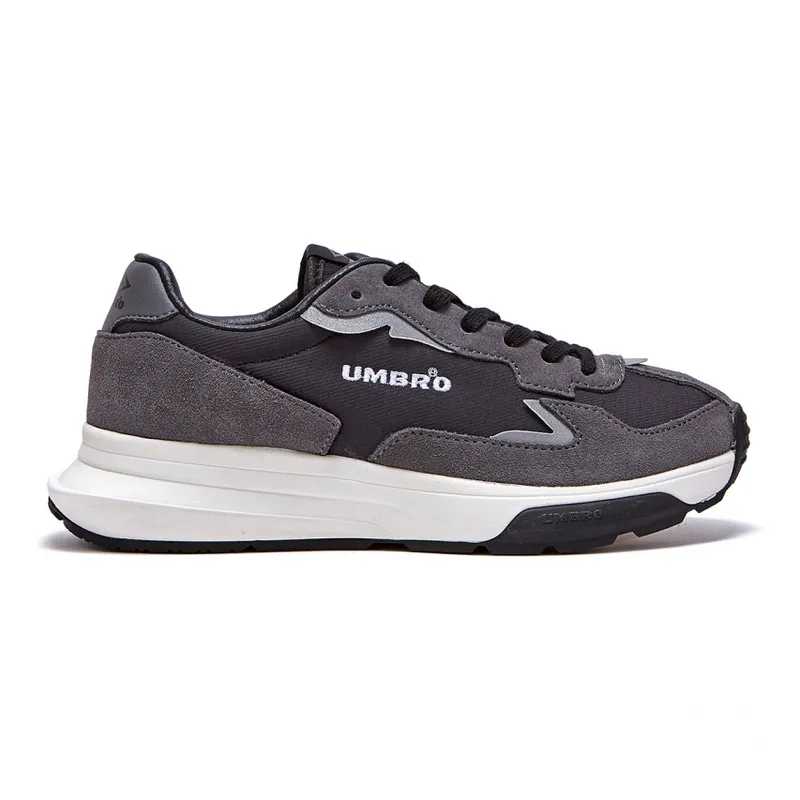 Продаються красовки фирмы UMBRO размер (EUR 40.5) — фото 3