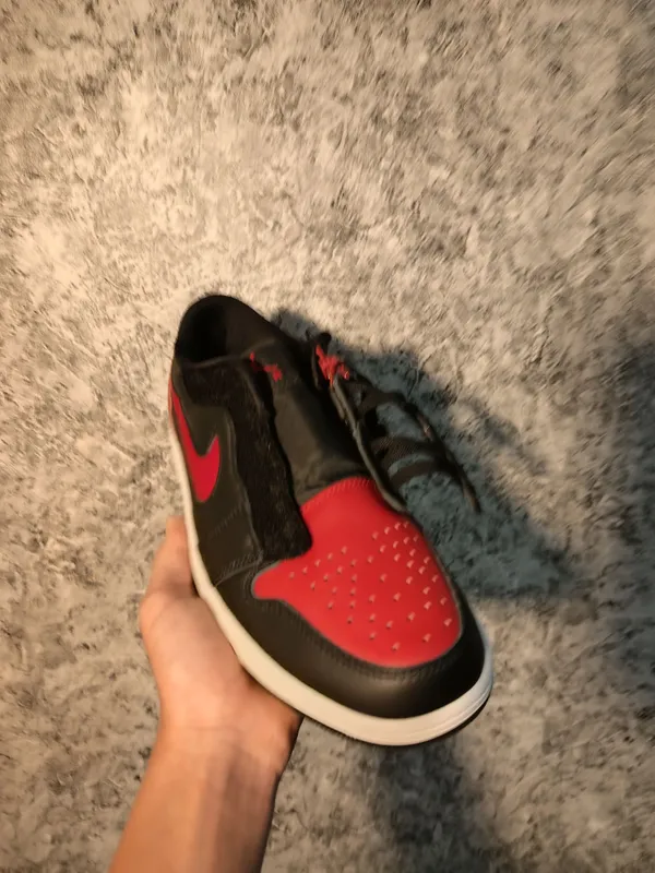 Bangkokdan keltirilgan original Nike Air Jordan 1 Low FlyEase sotiladi 4 Bangkokdan keltirilgan original Nike Air Jordan 1 Low FlyEase sotiladi 4