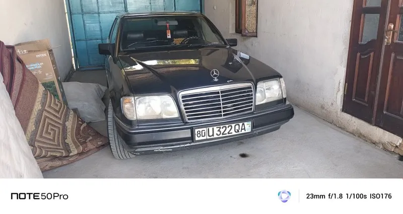 Мерседес Бенз W 124 E300 1 Мерседес Бенз W 124 E300 1