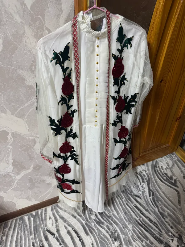 Ansambl. Hamasini aksesuar fatalari bor — фото 3