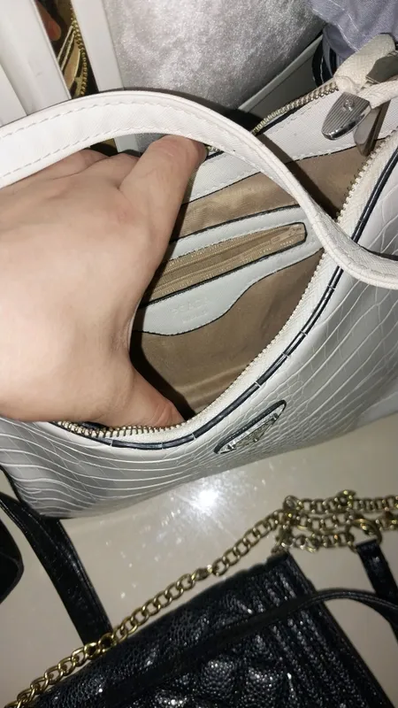 Сумки брендовые Prada Chanel, были куплены за 200, 50.000 5