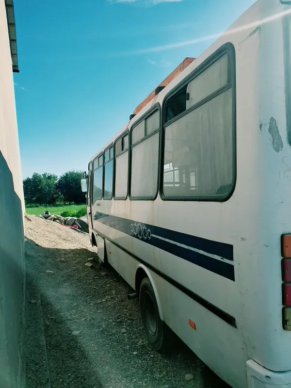 avtobus sotiladi yili 2011 2