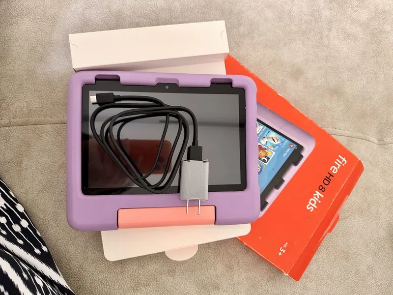 Детский планшет от Amazon Fire 8.