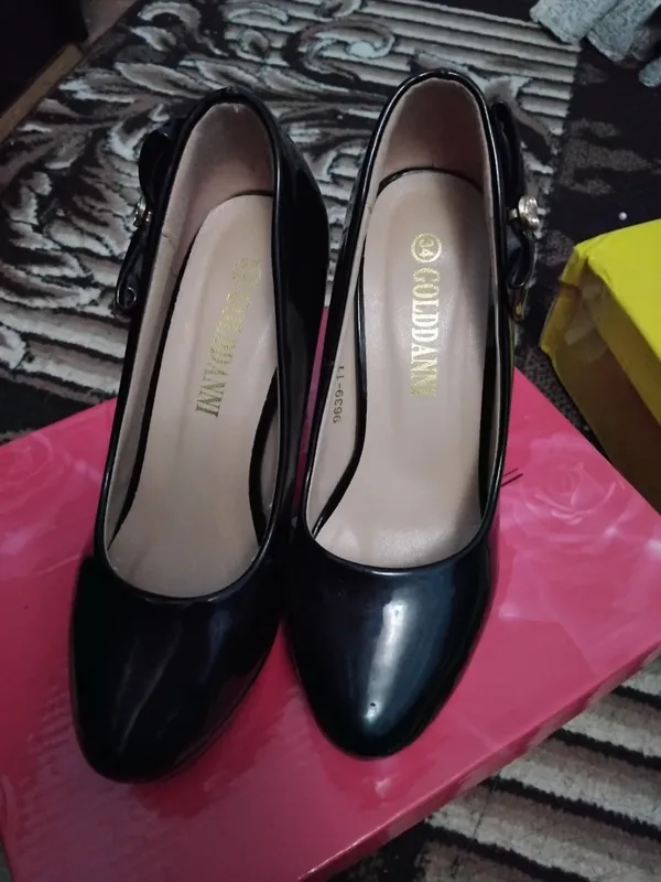 tufle 220 razmeri 100 000 narxi
