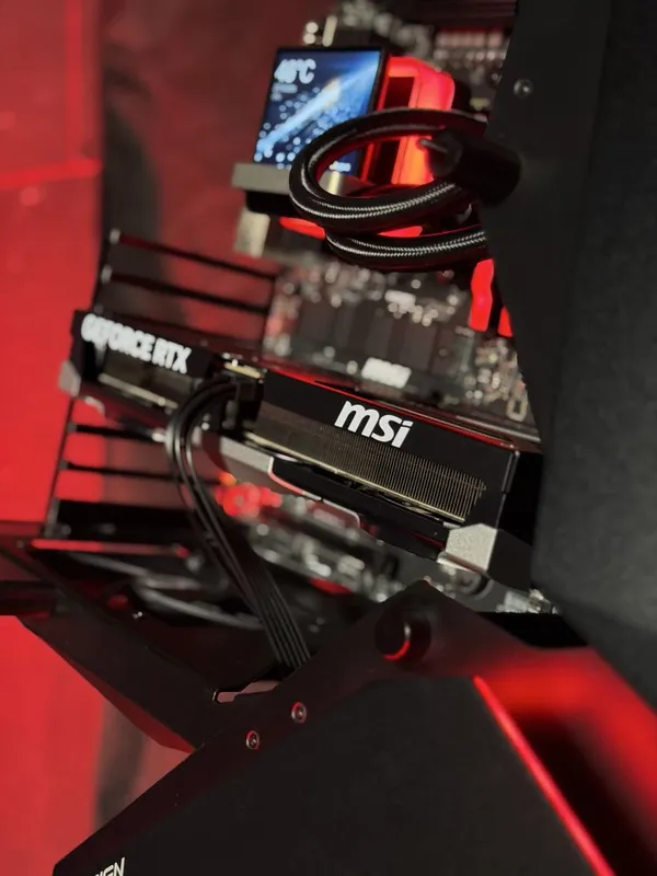 amd ryzen 7 7800x3d rtx 5070 12 gb kompyuter — фото 4