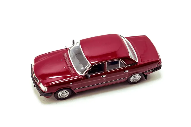 ГАЗ-3110 от фирмы IST models, масштаб 1:43, коллекционая модель. — фото 2