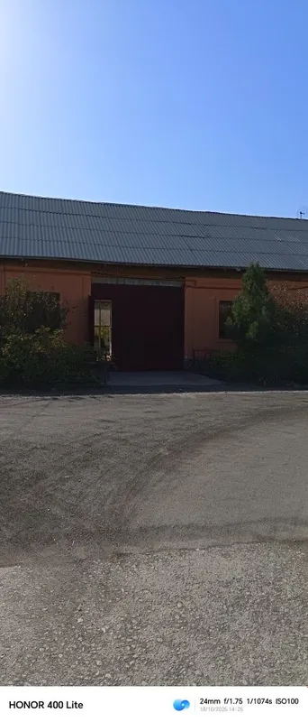 Продаётся готовый частный дом (двор) в Фарход-совхозе 1 Продаётся готовый частный дом (двор) в Фарход-совхозе 1
