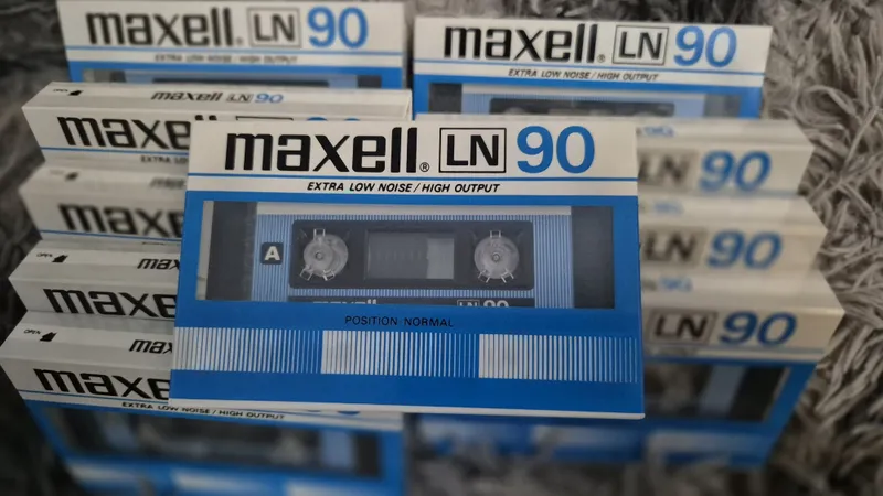 Кассеты Maxell LN90 1983г made in japan 3 Кассеты Maxell LN90 1983г made in japan 3