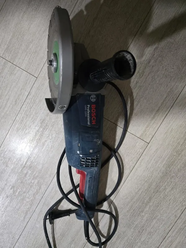 Болгарка Bosch GWS 2200 — фото 1