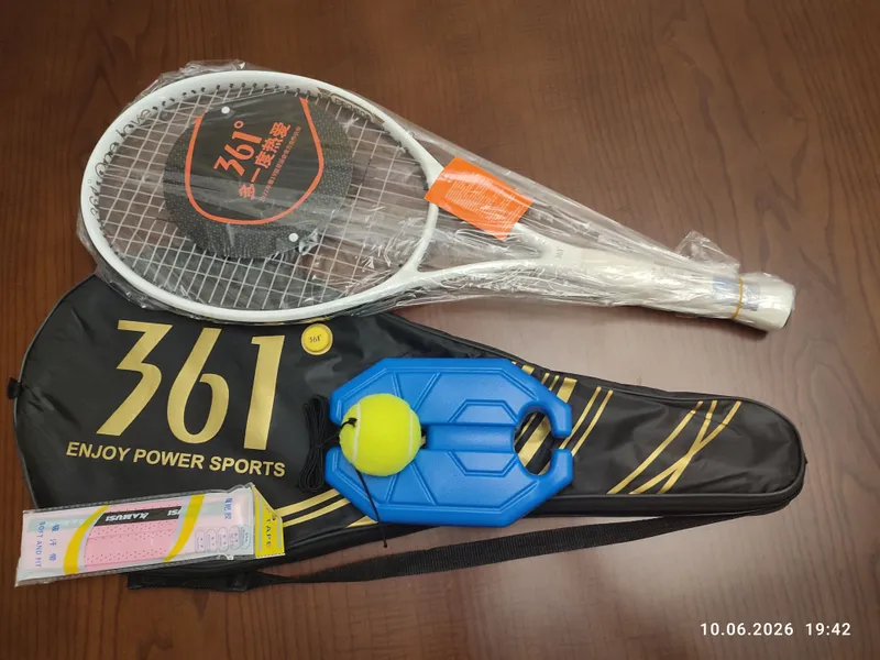 Tennis raketkasi, теннисная ракетка