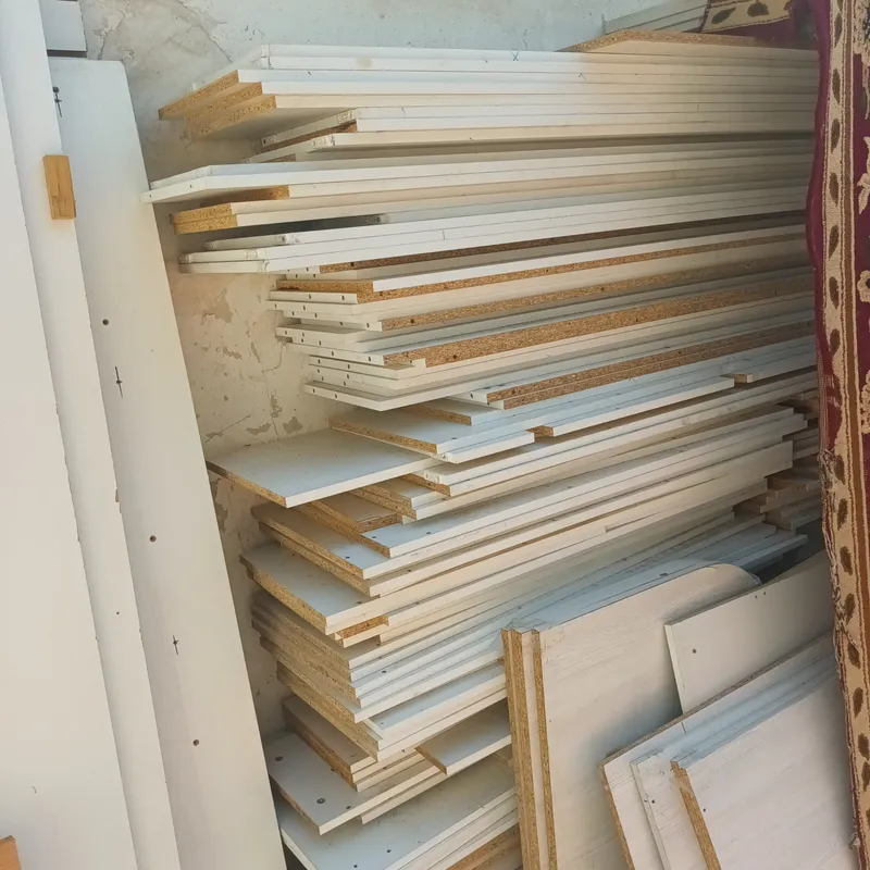 Vetirinaj polkala sotiladi materiali Mdf rassiski Vetirinaj polkala sotiladi materiali Mdf rassiski