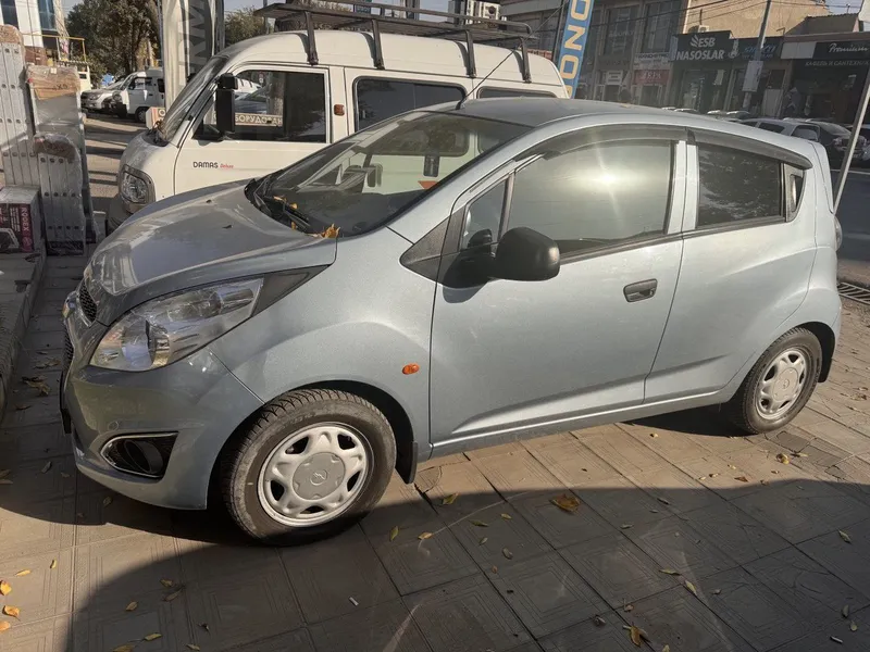 Spark ранги дельфин 2012 йил 200 000 юрган мотор 1 механика газ метан 4 Spark ранги дельфин 2012 йил 200 000 юрган мотор 1 механика газ метан 4