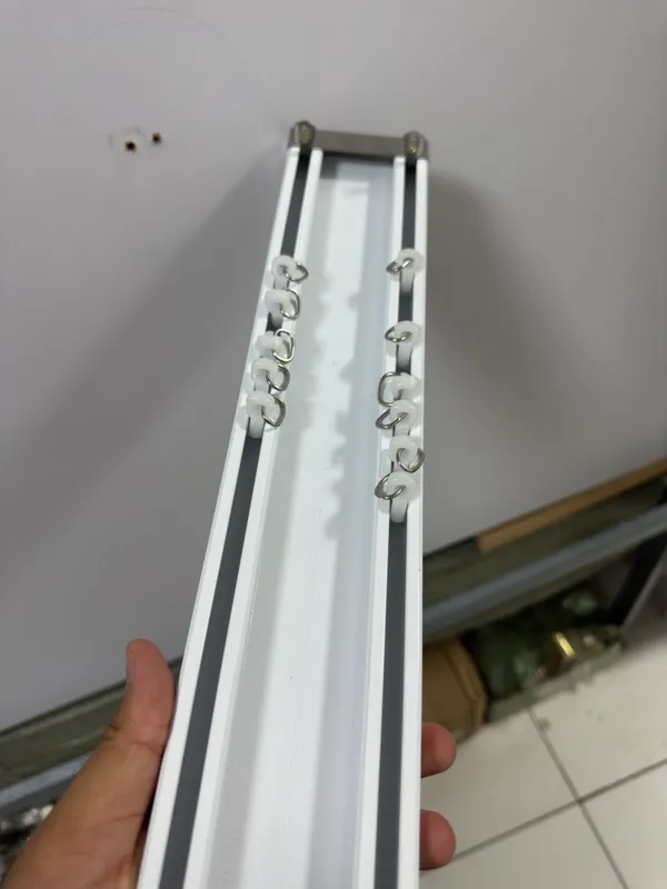Alyuminiy shift karnizi 3 Alyuminiy shift karnizi 3