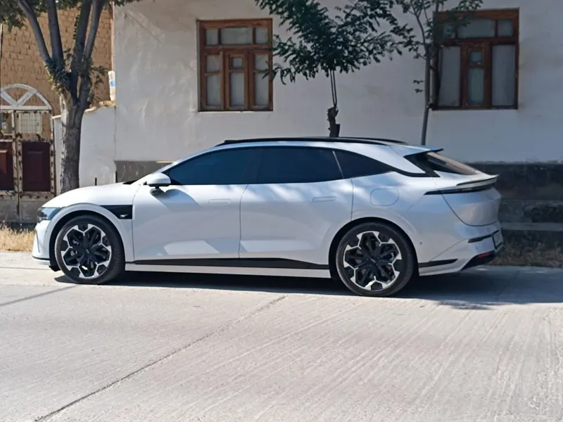 Zeekr 007gt sotiladi