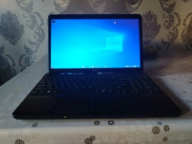 Ноутбук Sony Vaio 1