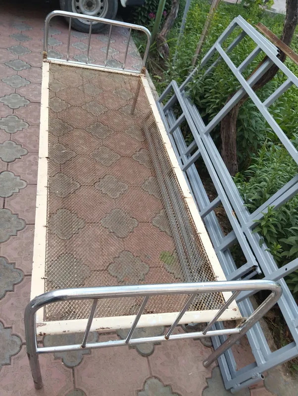 Продаётся металлическая кровать 4 Продаётся металлическая кровать 4