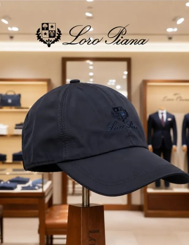 Kepka loro piana toq kok rangda 1 Kepka loro piana toq kok rangda 1