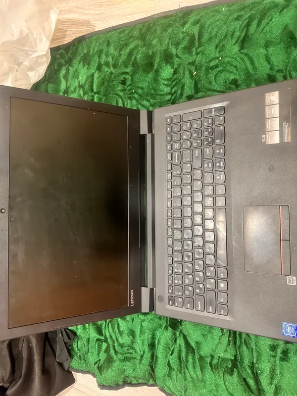 Lenovo noutbuk