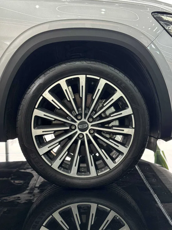 Geely Monjaro rest nalichida rasmiy dillerda 5 yil kafolat — фото 7
