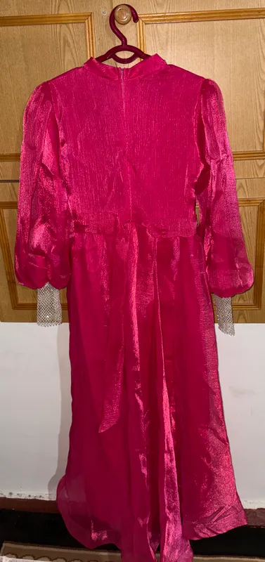 2 Marta kiyilgan oq silon ro’mol qo’shib beriladi 2