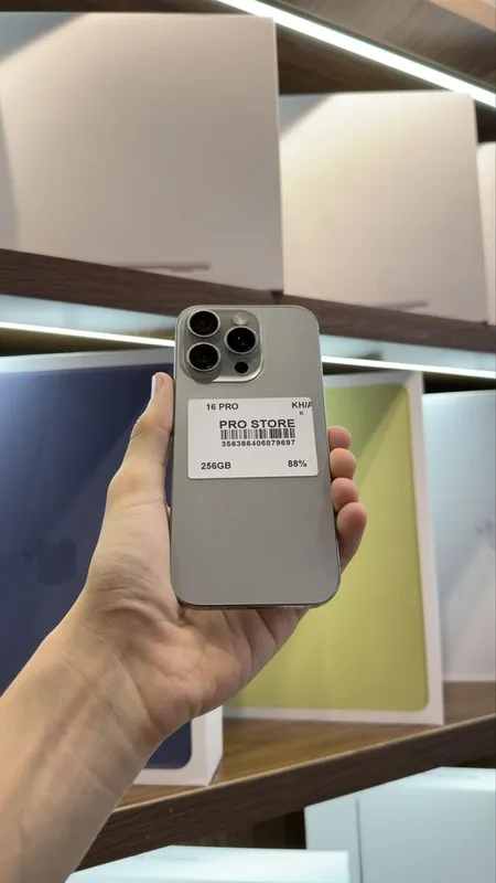 iphone 16 pro naxtka