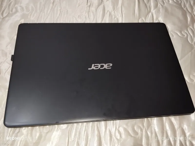 ACER noutbuk 6 ACER noutbuk 6