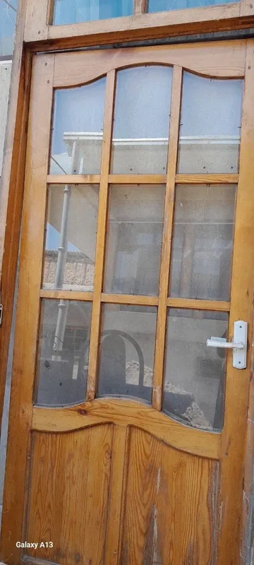 Yoģoch eshiklar 2ta narxi kelishiladi 4