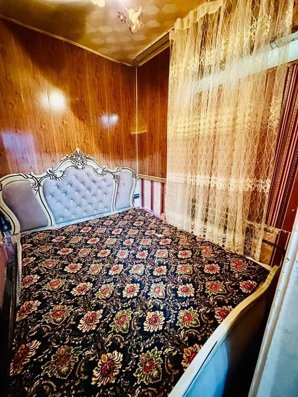 продам 19.  одна переделанная на двух 8