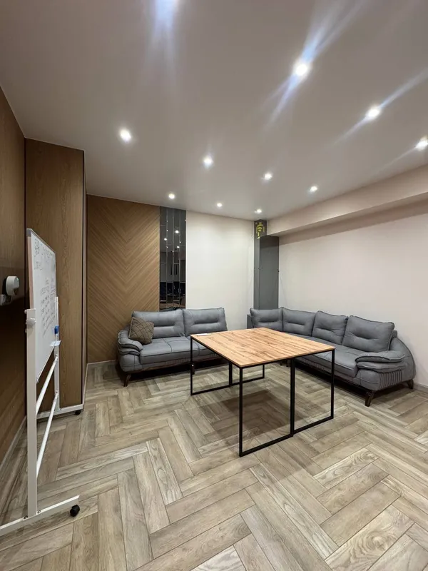 4 xonali kvartira, 305 m2, Yunusobod 1