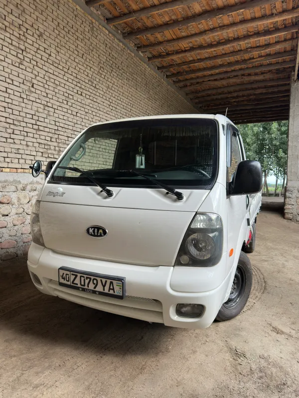 Kia Bongo 1