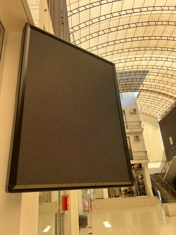 LED monitor 3 LED monitor 3