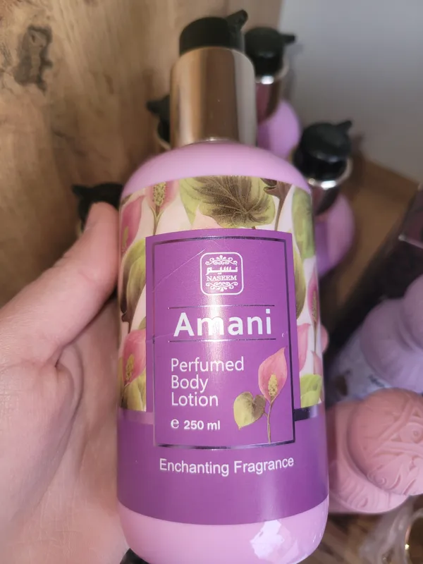 Tana uchun lasion,Amani
