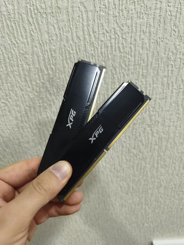 DDR4 16gb 2x8 ADATA XPG 3600mhz 16 GB (2x8) 3600 MHz CL18 2 DDR4 16gb 2x8 ADATA XPG 3600mhz 16 GB (2x8) 3600 MHz CL18 2