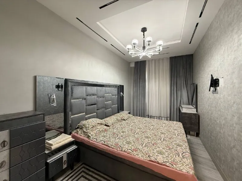 3 xonali kvartira, 200 m2, Yakkasaroy 6