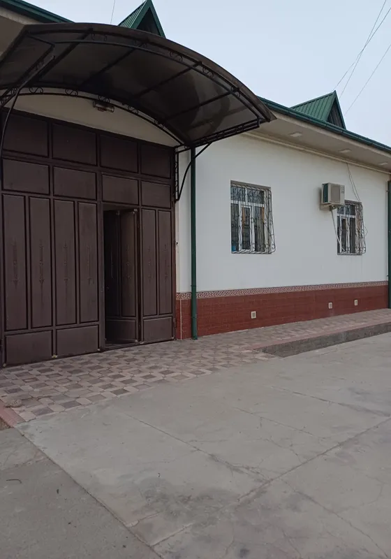 Продаю дом в Бектемирском районе( ориентир- Фут-сити). 3. 8 сотокк